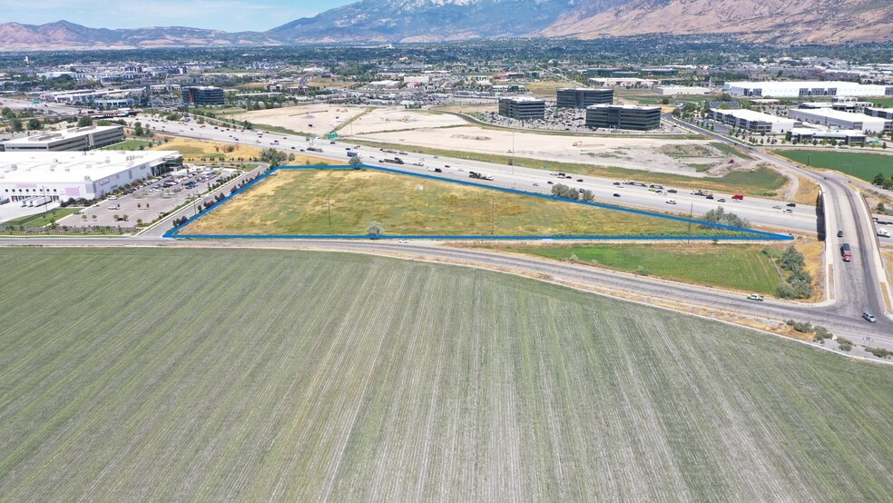 4600 400 N, Lindon, UT à vendre - Photo du bâtiment - Image 2 de 5