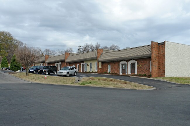 Plus de détails pour 1300-1319 Central Ct, Hermitage, TN - Local d'activités à louer
