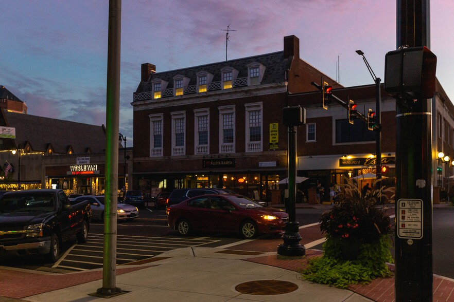 423-425 Main St, Middletown, CT for sale - Primary Photo - Image 1 of 1