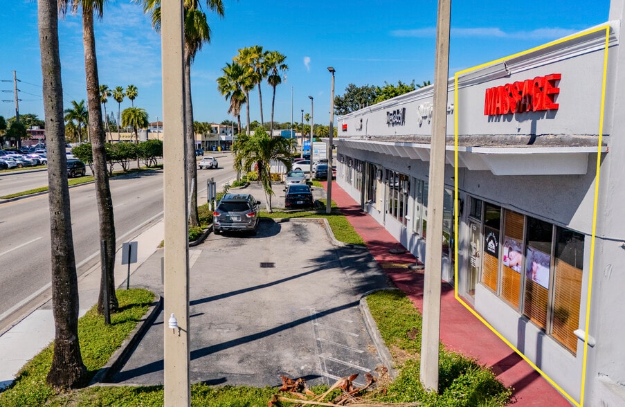 16391 NE 11th Ave, North Miami Beach, FL for lease - Building Photo - Image 2 of 3