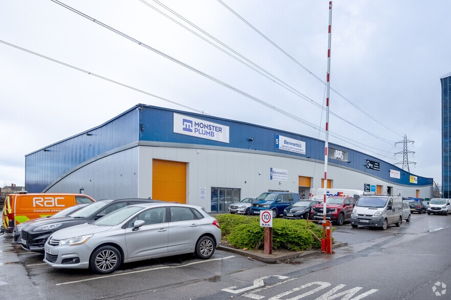 Walkmill Ln, Cannock for lease - Building Photo - Image 1 of 6