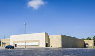 Plus de détails pour 3880 E Main St, St Charles, IL - Commerce de détail à louer