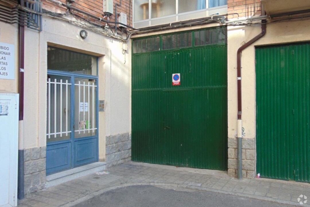 Multifamily in Ávila, Ávila for sale Interior Photo- Image 1 of 2