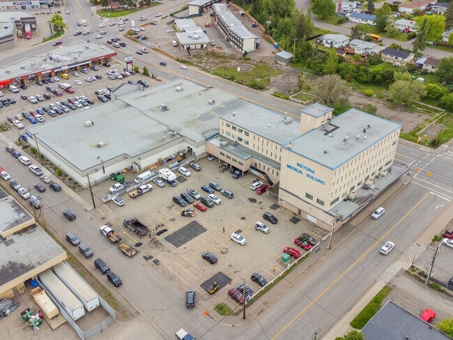 Plus de détails pour 1669 Victoria St, Prince George, BC - Bureau à vendre