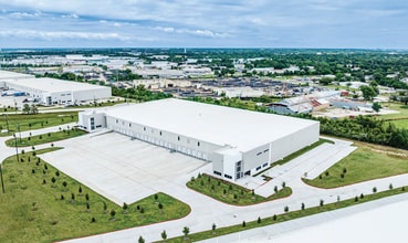 Breen Dr, Houston, TX for lease Aerial- Image 2 of 4