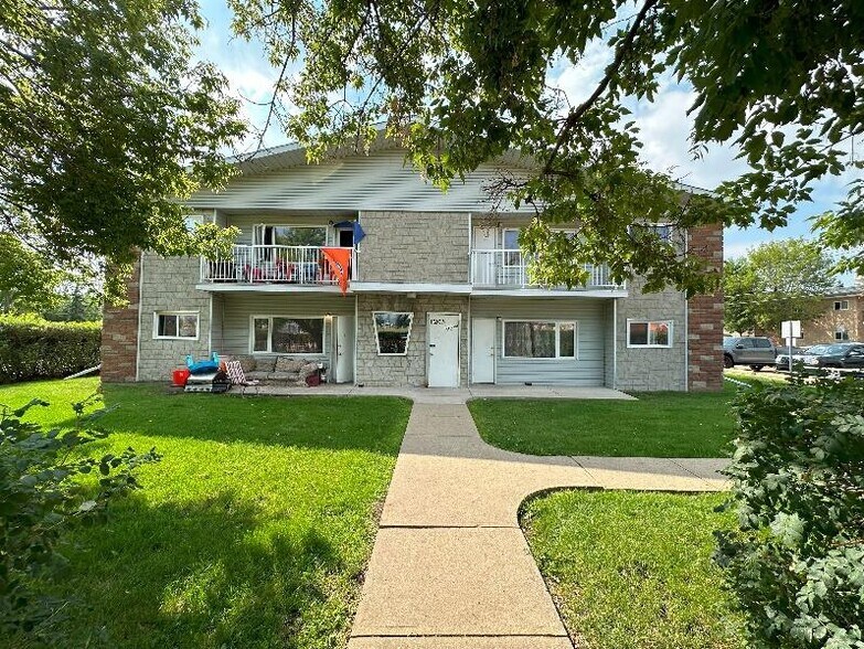 11203 132nd Ave NW, Edmonton, AB à vendre - Photo principale - Image 1 de 1