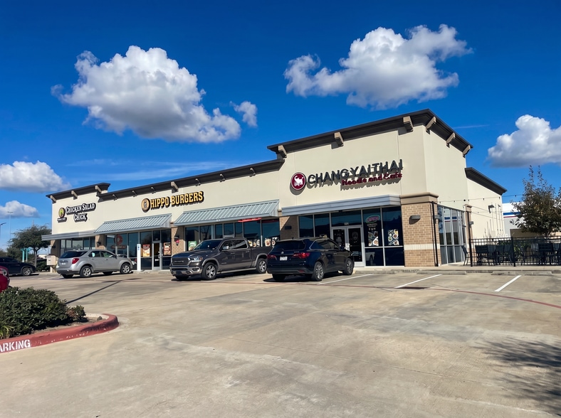 5409 Crenshaw Rd, Pasadena, TX for sale - Building Photo - Image 2 of 5