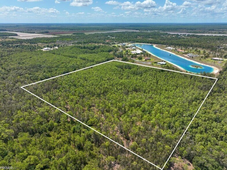 HAPPY DALE rd, Estero, FL à vendre - Aérien - Image 2 de 5