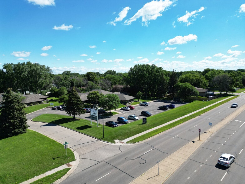 6800 78th Ave N, Brooklyn Park, MN for lease - Building Photo - Image 3 of 15