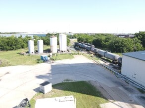 2131 Terminal rd, Fort Worth, TX for lease Interior Photo- Image 1 of 13