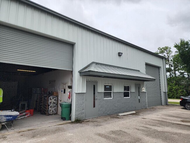 More details for 460 NW Concourse Pl, Port Saint Lucie, FL - Flex for Lease