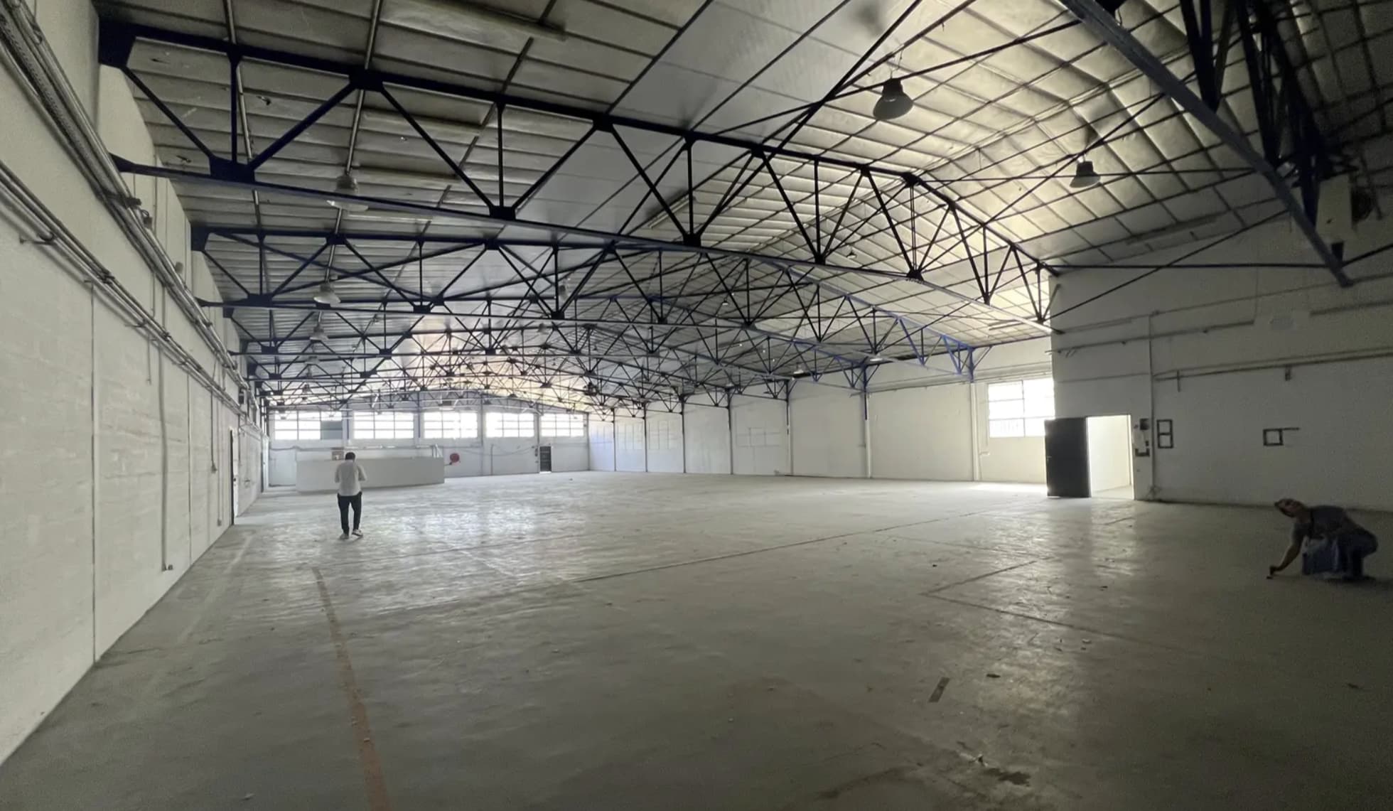 Office in Nanterre for lease Interior Photo- Image 1 of 11