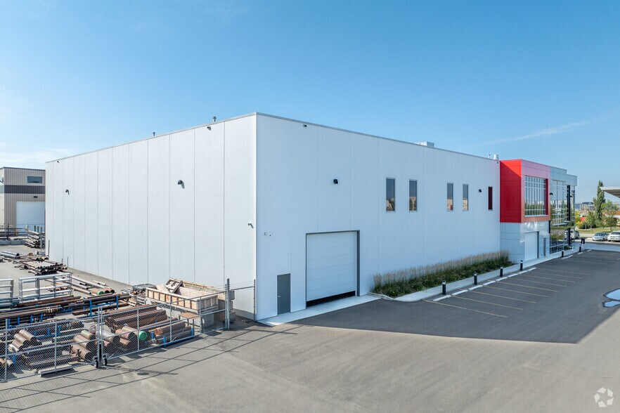 261216 Wagon Wheel Way, Rocky View No 44, AB à vendre - Photo principale - Image 1 de 14