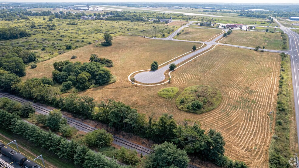 0 Business Park Dr, Martinsburg, WV à vendre - Aérien - Image 3 de 11