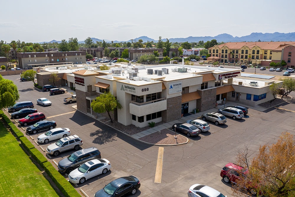 698 E Wetmore Rd, Tucson, AZ for lease Primary Photo- Image 1 of 7