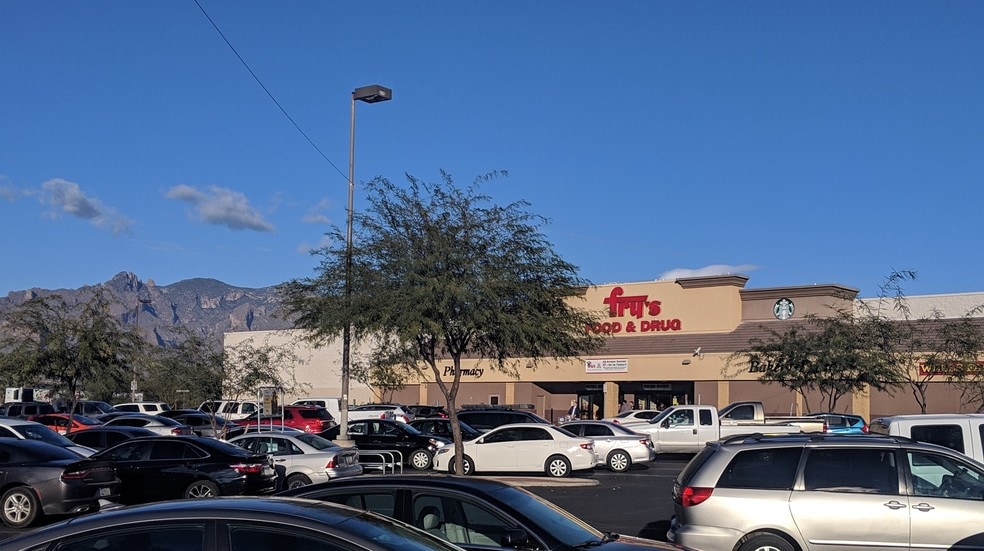 4016 N 1st Ave, Tucson, AZ for lease - Building Photo - Image 2 of 12