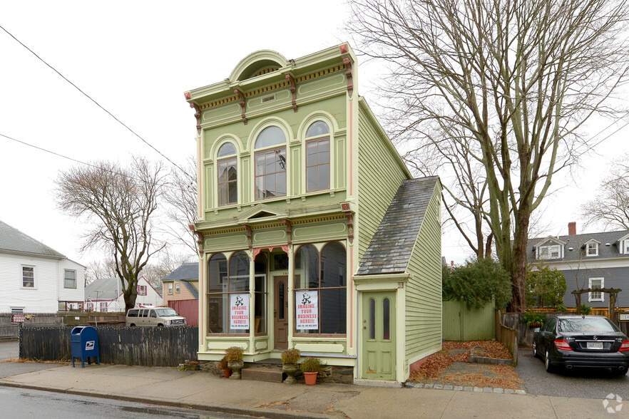 146 Water St, Warren, RI à vendre - Photo principale - Image 1 de 1