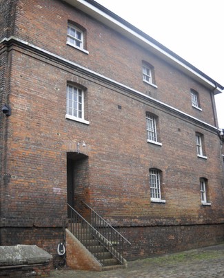 Plus de détails pour The Historic Dockyard, Chatham - Bureau à louer