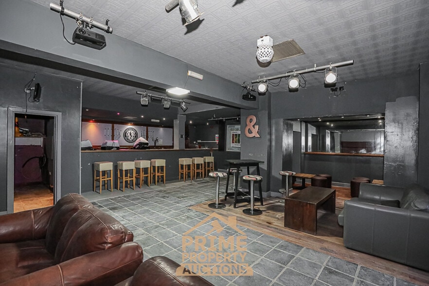 12-14 Cross Shore St, Greenock for sale - Building Photo - Image 3 of 27