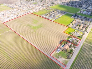 12812 E Stroud Ave, Kingsburg, CA - Aérien Vue de la carte - Image1
