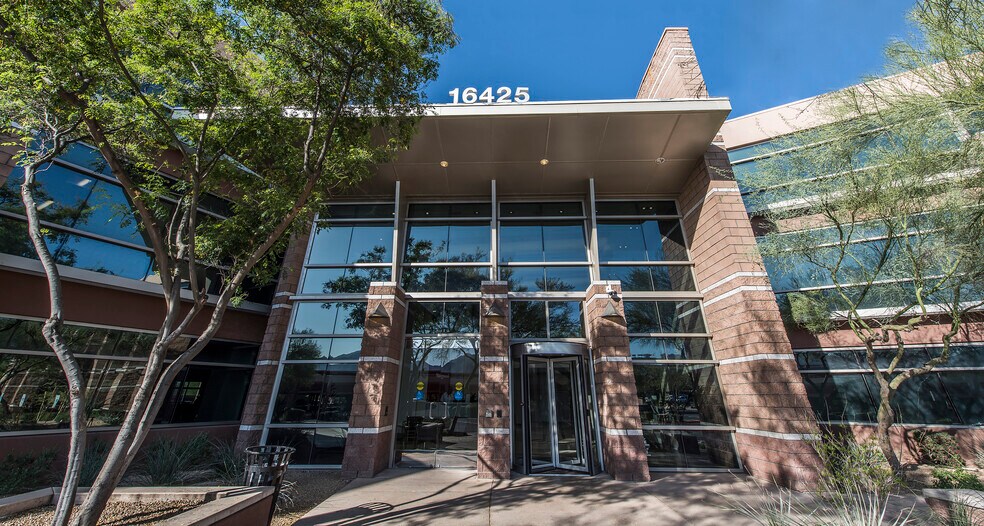 16552 N 90th St, Scottsdale, AZ à louer - Photo du bâtiment - Image 2 de 17