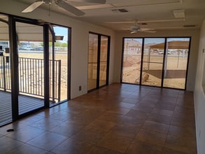 10131 E Apache Trl, Mesa, AZ à vendre Photo intérieure- Image 2 de 4