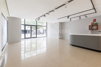 Bureau/Commerce de détail dans Barcelone, Barcelona à louer Photo intérieure- Image 1 de 27