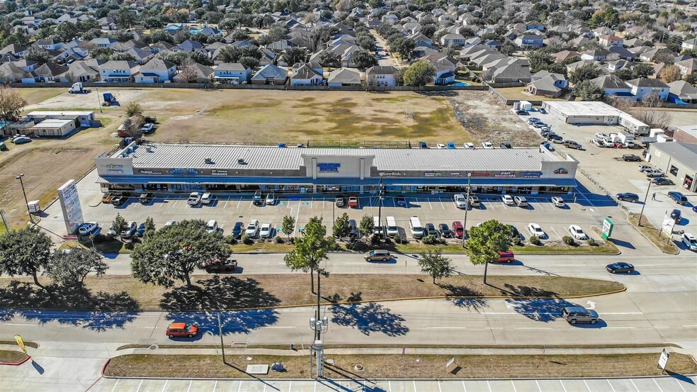 3719 N Fry Rd, Katy, TX for lease - Primary Photo - Image 1 of 6