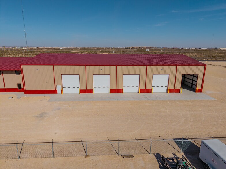 16511 W Basin St, Odessa, TX à vendre - Photo du bâtiment - Image 2 de 100