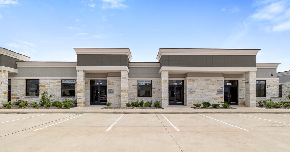 3129 Kingsley Dr, Pearland, TX à louer - Photo du bâtiment - Image 2 de 40