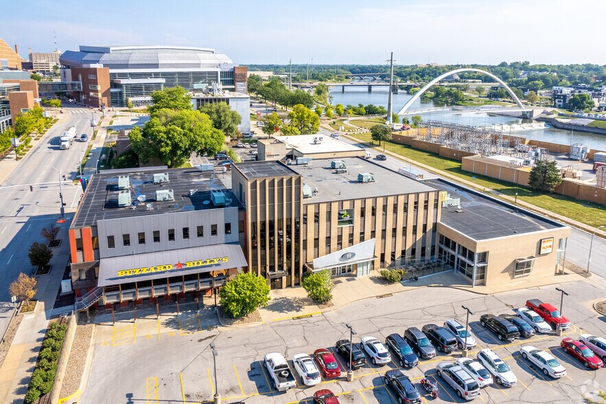 615 3rd St, Des Moines, IA for sale - Aerial - Image 2 of 7