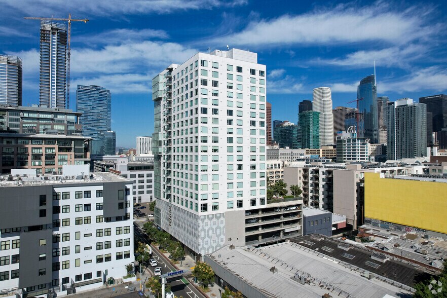 1050 S Grand Ave, Los Angeles, CA à vendre - Photo du bâtiment - Image 3 de 15