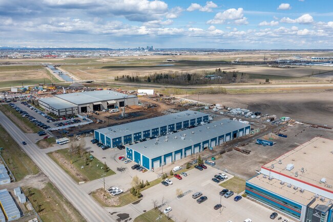 Plus de détails pour 8800 Venture Ave SE, Calgary, AB - Industriel à vendre