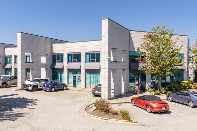 Plus de détails pour 2430 King George Blvd, Surrey, BC - Bureau à louer