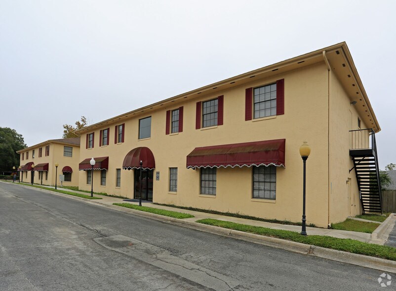 2454-2456 E Michigan St, Orlando, FL à louer - Photo du bâtiment - Image 2 de 12