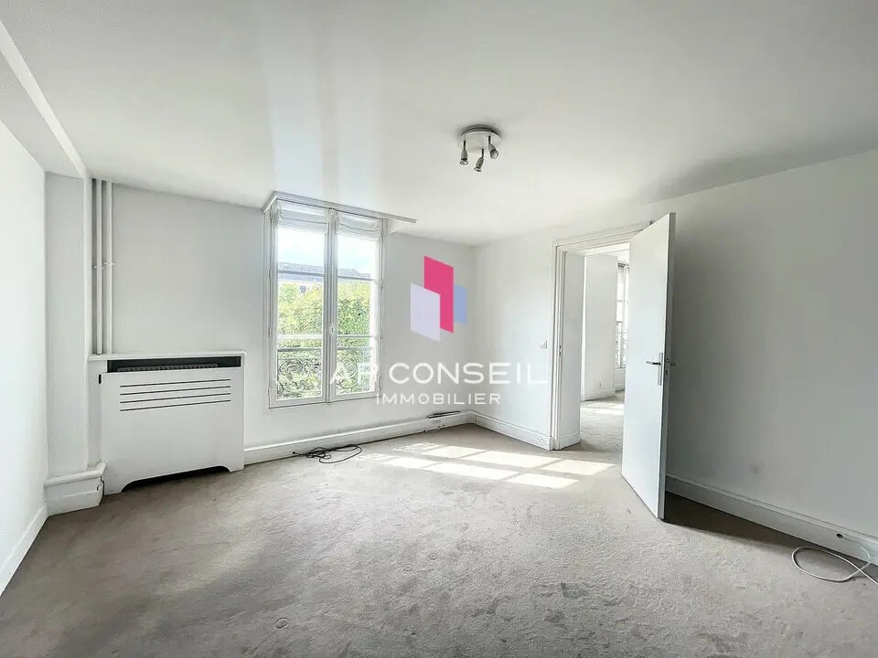 Bureau dans Versailles à louer Photo du bâtiment- Image 1 de 7