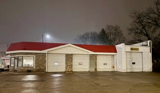 Plus de détails pour 1901 S Cedar St, Lansing, MI - Commerce de détail à vendre