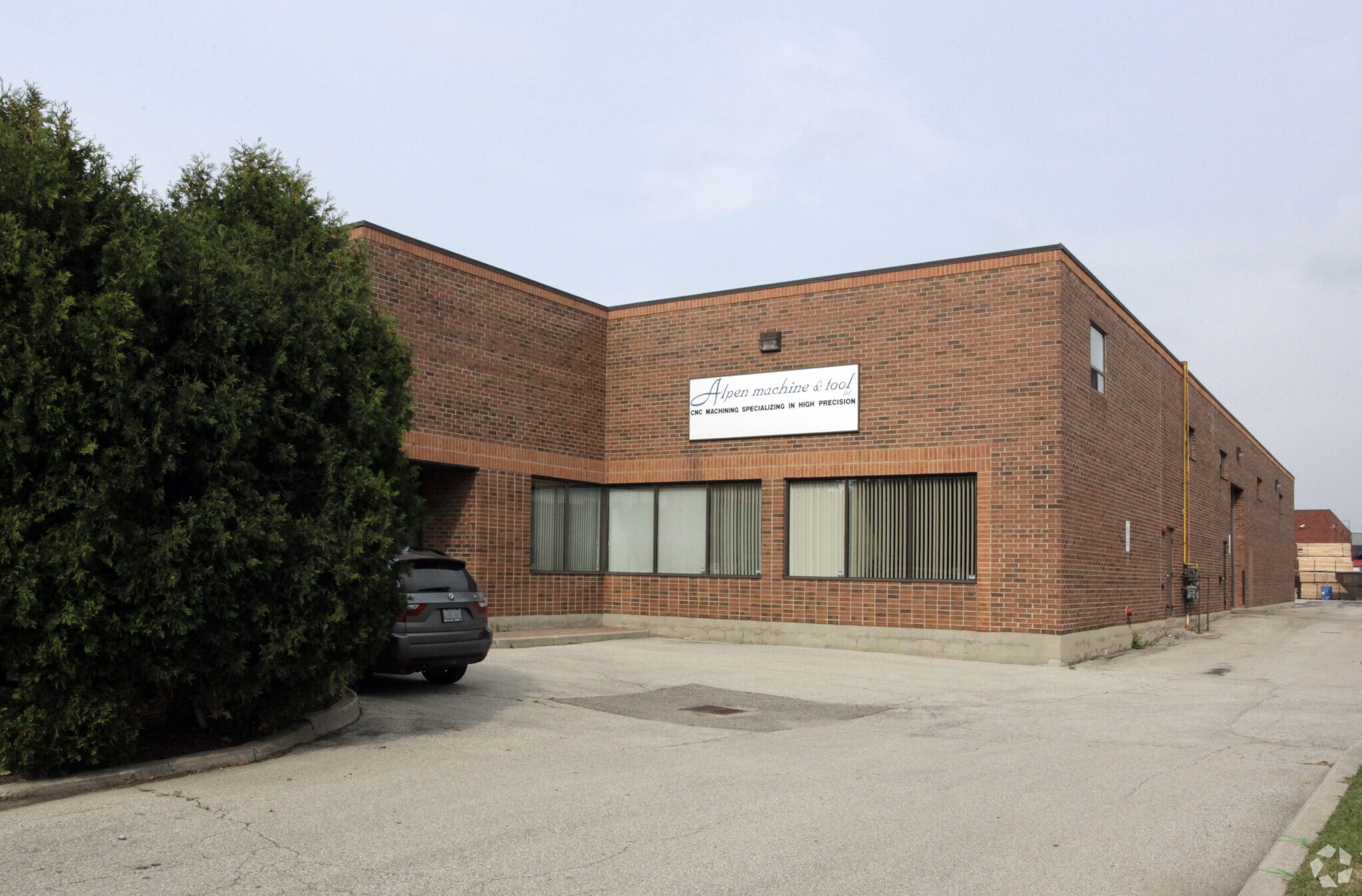 41 Buttermill Ave, Vaughan, ON à vendre Photo principale- Image 1 de 1