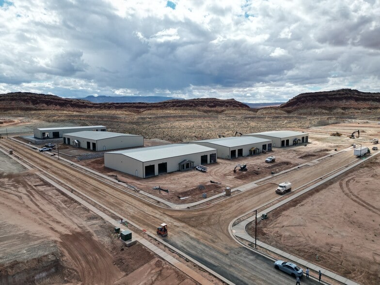 975 S. 5600 W., Hurricane, UT for lease - Building Photo - Image 2 of 10