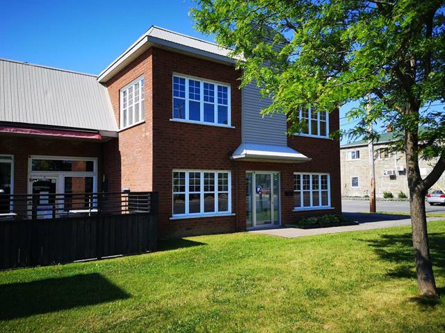 36 Boul D'anjou, Châteauguay, QC for sale Building Photo- Image 1 of 1