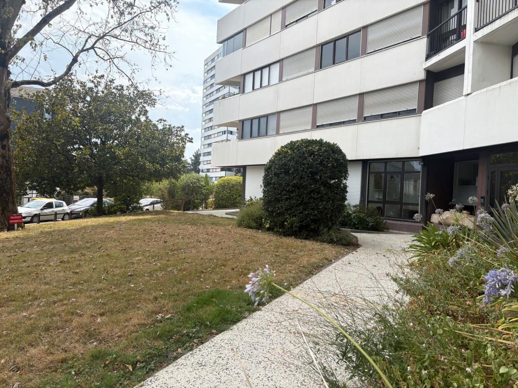 Bureau dans Nantes à louer Photo du bâtiment- Image 1 de 6