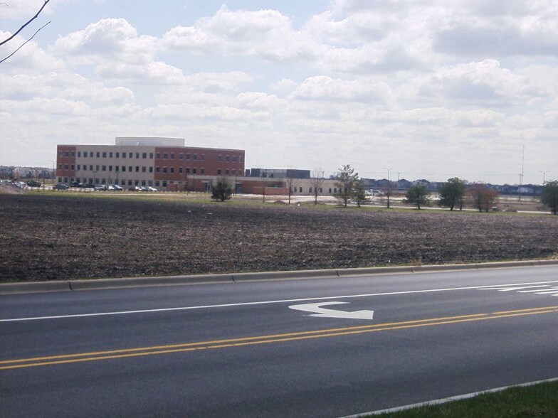 12415 248th Ave, Plainfield, IL à vendre - Autre - Image 2 de 4