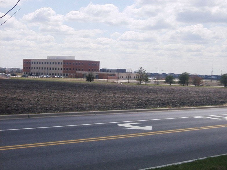 12415 248th Ave, Plainfield, IL for sale - Other - Image 2 of 4