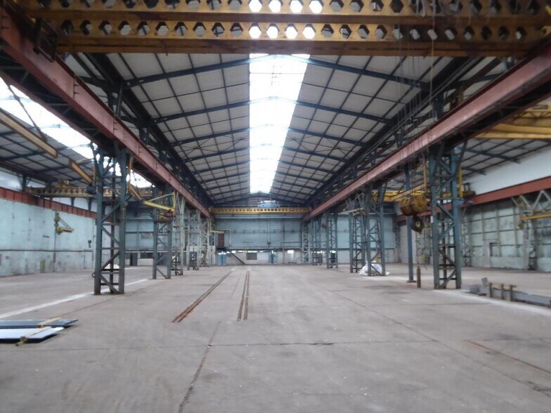 Industrial in Le Grand-Quevilly for lease - Building Photo - Image 3 of 5