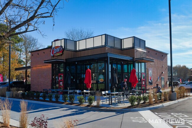 More details for 675 Lynnhaven Pky, Virginia Beach, VA - Retail for Sale