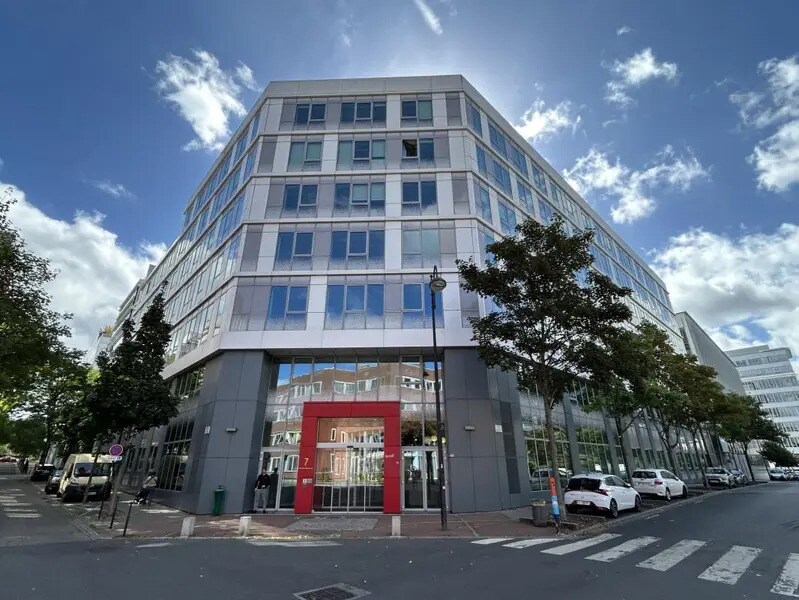 7 Rue Henri Becquerel, Rueil-Malmaison à louer Photo du bâtiment- Image 1 de 21