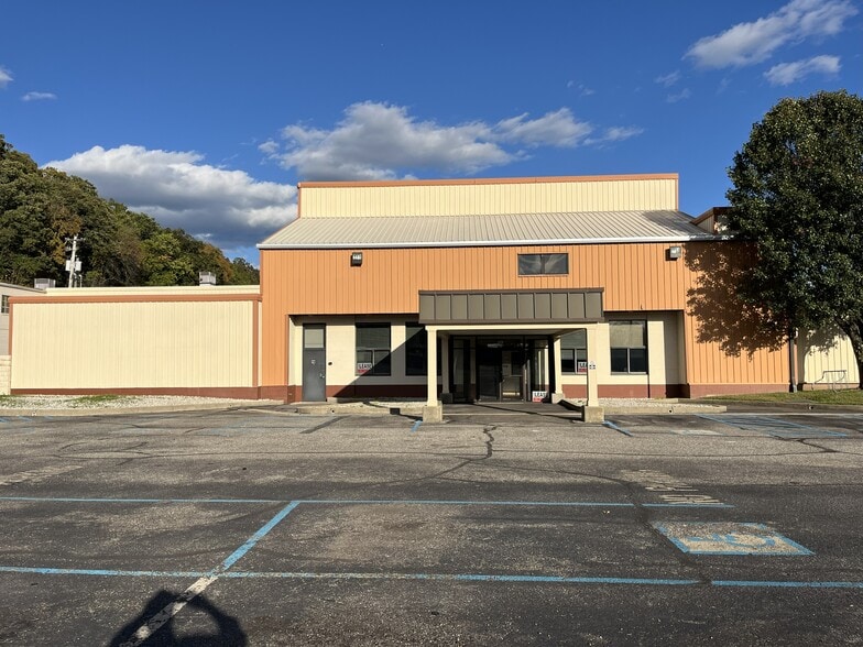 305 5th St, Huntington, WV for lease - Building Photo - Image 2 of 14