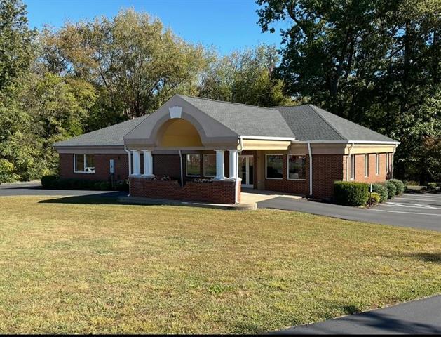 201 Pleasant Valley Rd, Franklin, KY à louer - Photo du bâtiment - Image 3 de 26