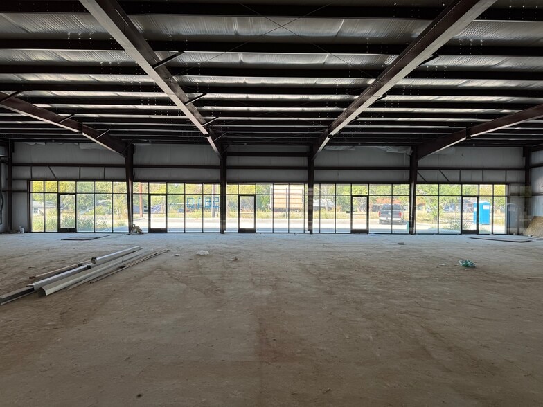 Medina Base Road, San Antonio, TX for lease - Building Photo - Image 3 of 5