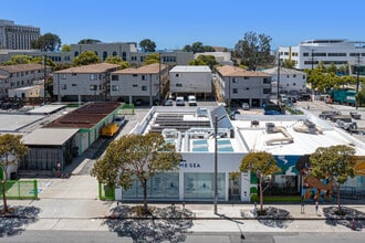 1812 Lincoln Blvd, Santa Monica, CA for lease Interior Photo- Image 1 of 5